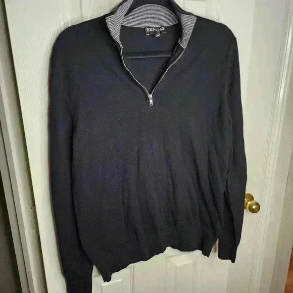 Express Men's Black Quarter Zip Pullover Business Casual Sweater Size Medium - Picture 2 of 9